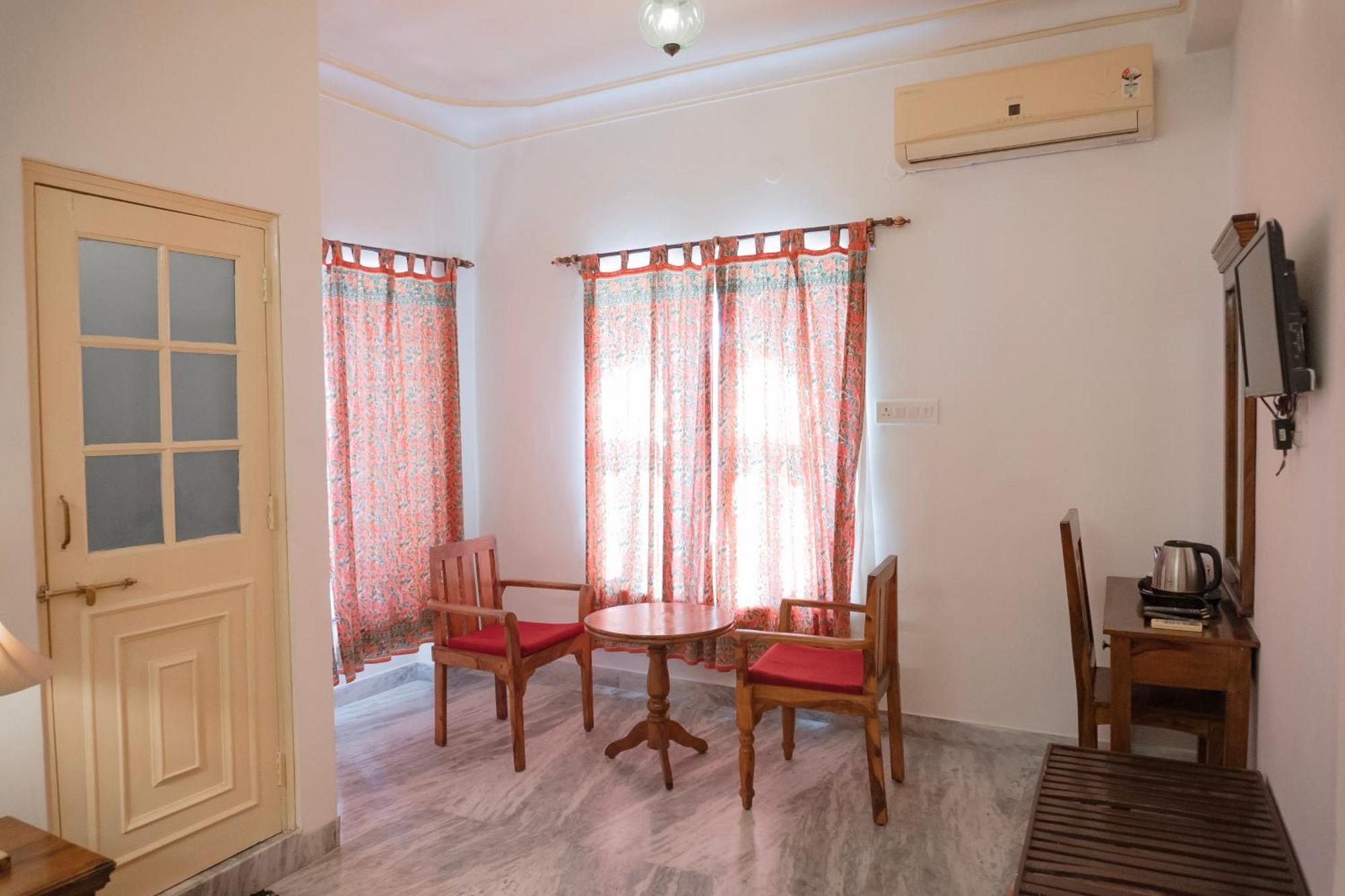 Hotel Pratap Bhawan Udaipur Exterior foto